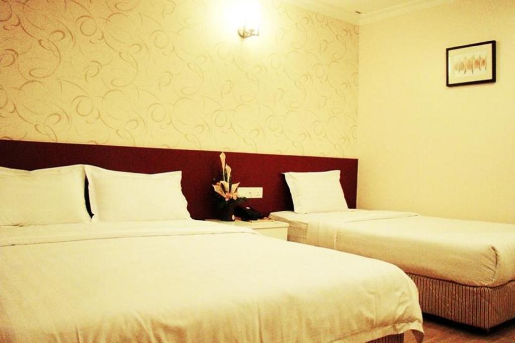 Adel Hotel 푸타탄 객실 사진
